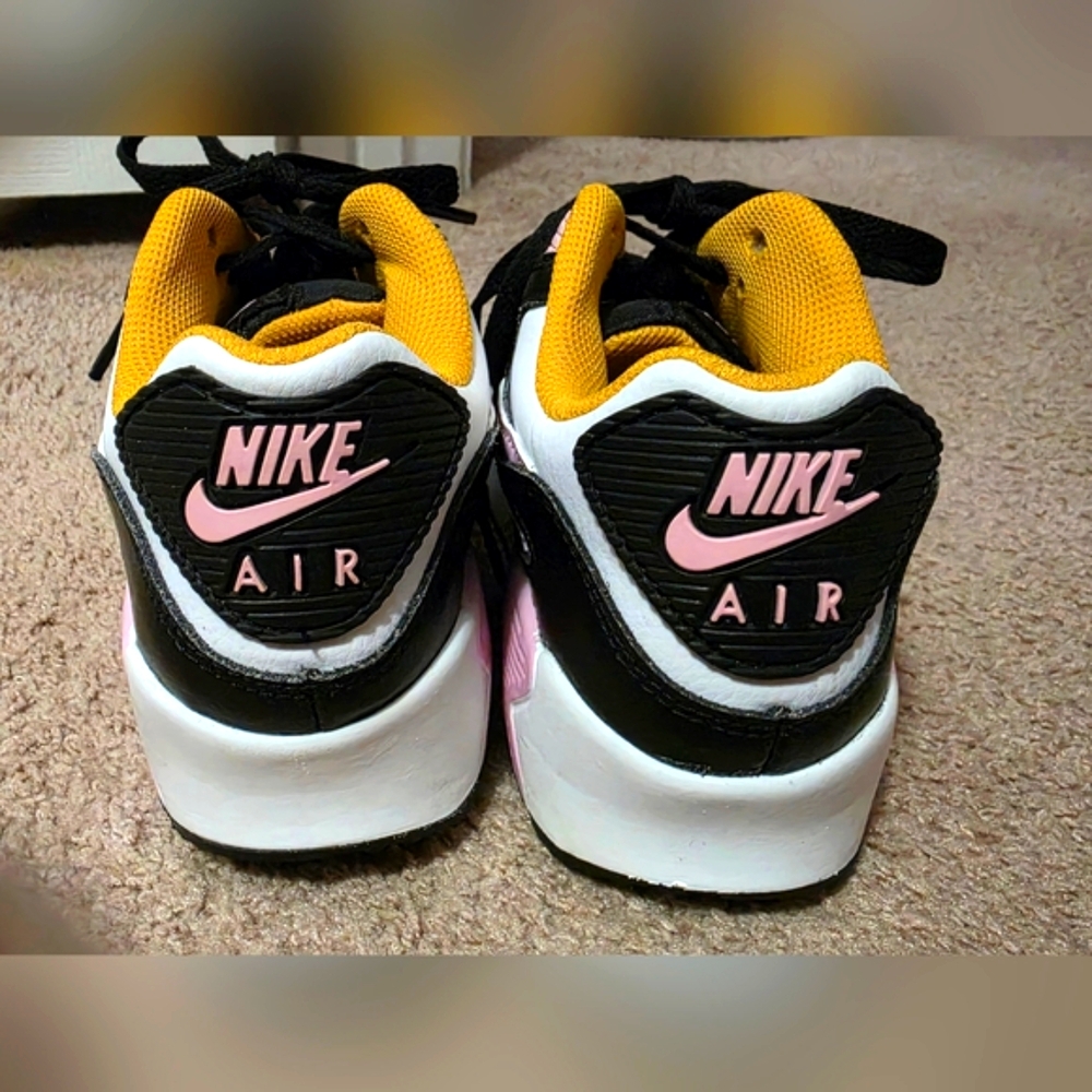 Nike Black and Pink Air Max 90 LTR Sneakers - Picture 5 of 7